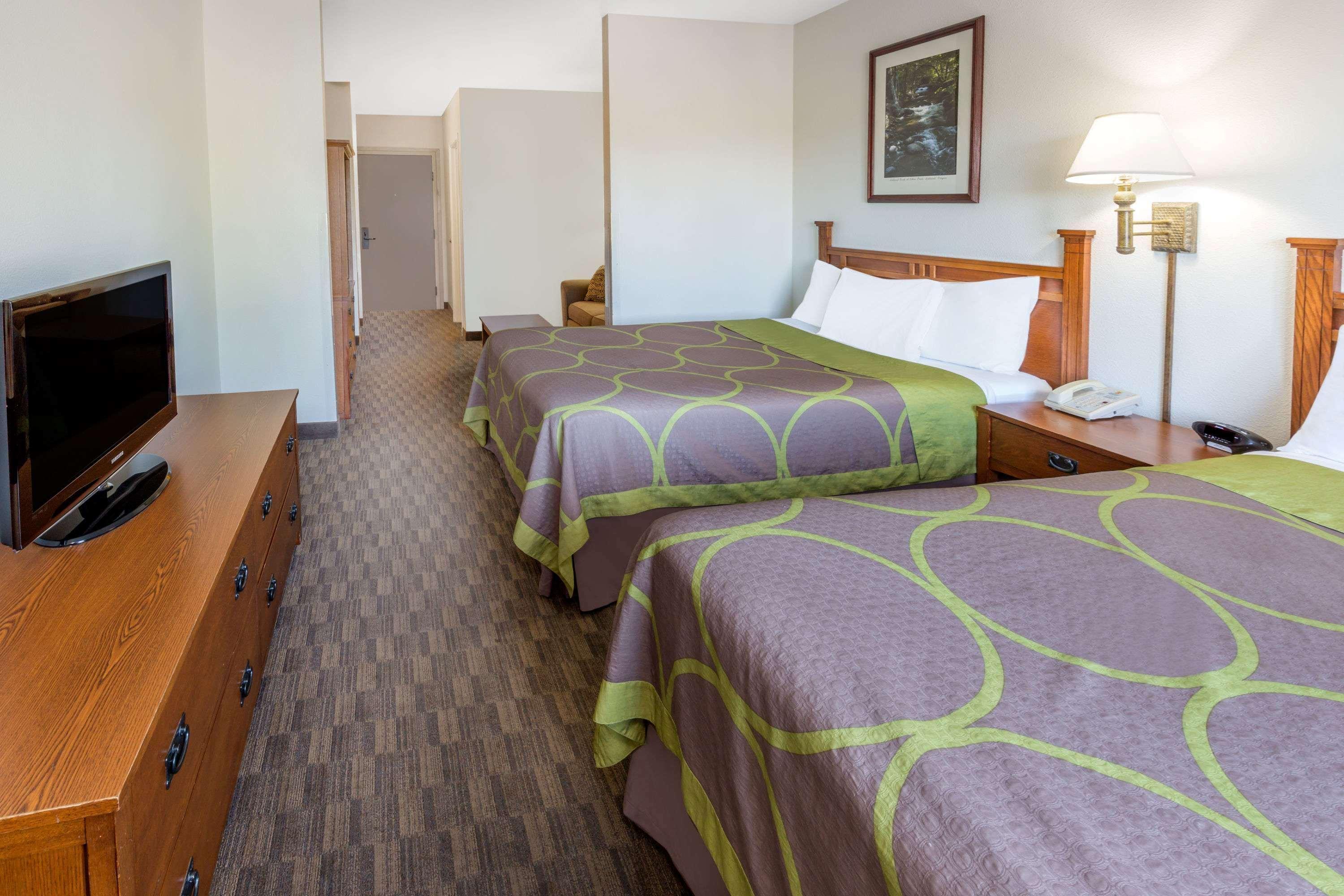 Super 8 By Wyndham Central Pt Medford Central Point Εξωτερικό φωτογραφία